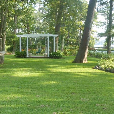 The Pond House Inn Elizabeth City Exterior photo